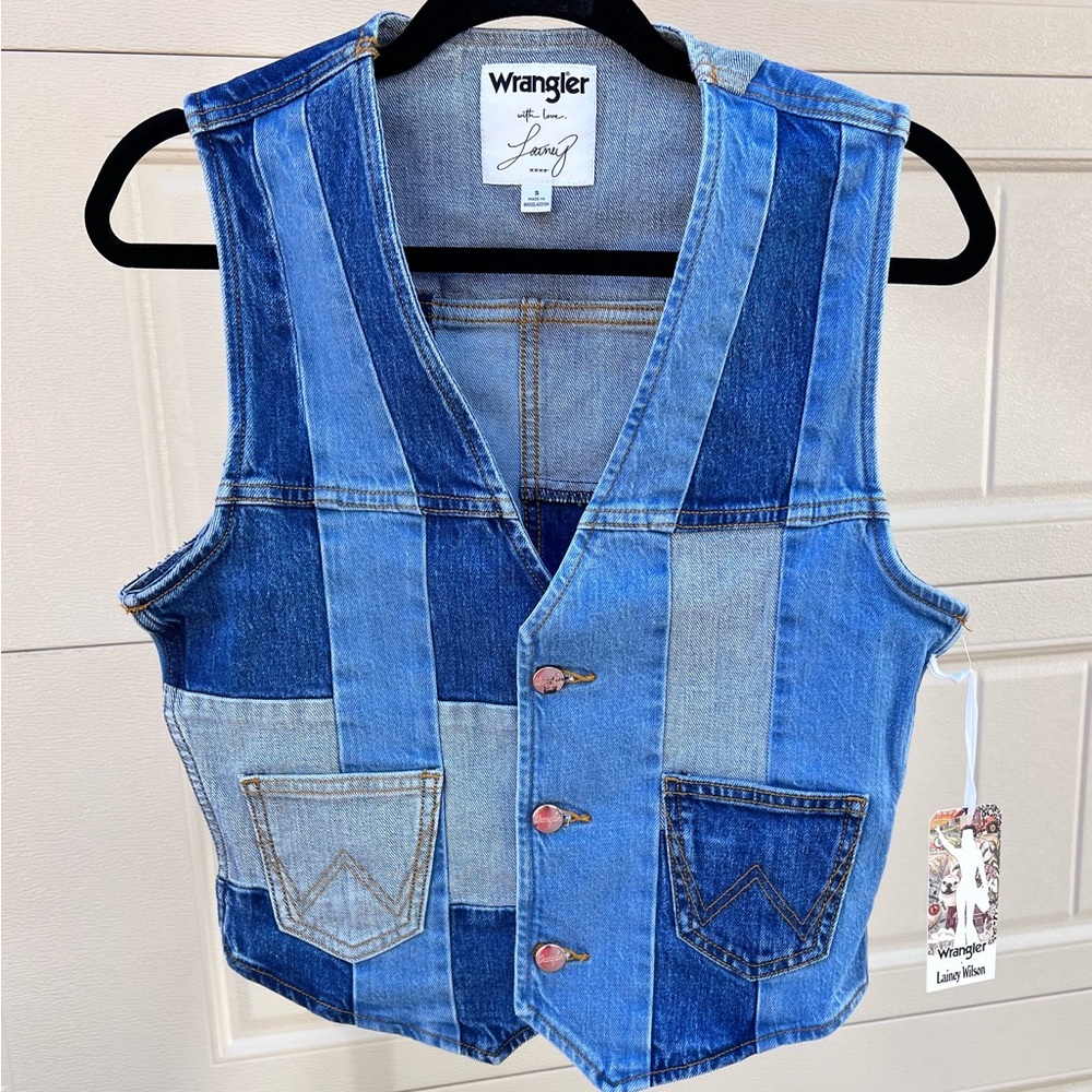 Wrangler x Lainey Wilson Patchwork Vest Size Small NWT